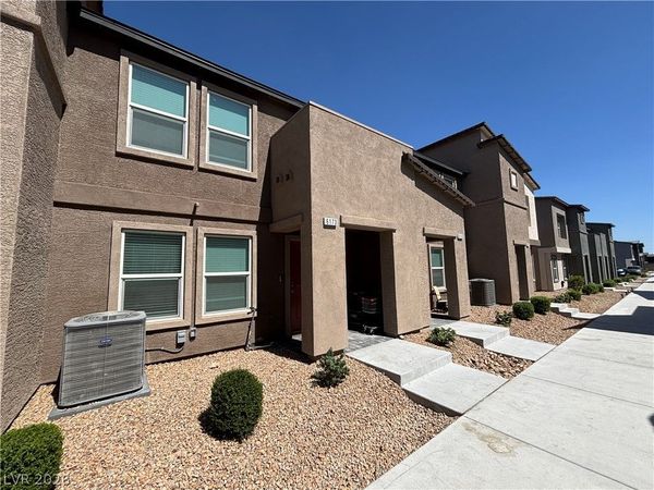 6173 Hibiscus Garden Street, North Las Vegas, NV 89081