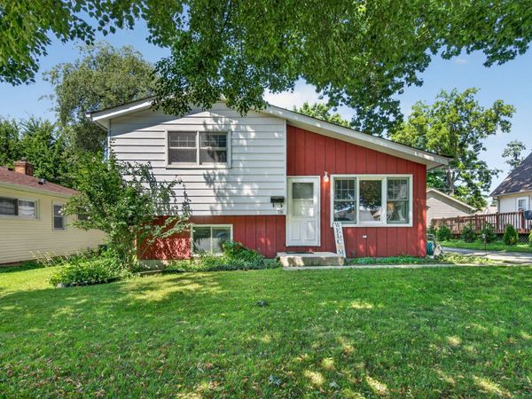 320 Barber Street , West Chicago, IL 60185