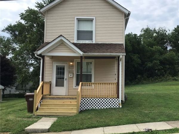 435 Wilson St, Sharon, PA 16146