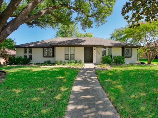 2613 Ramblewood Drive, Carrollton, TX 75006