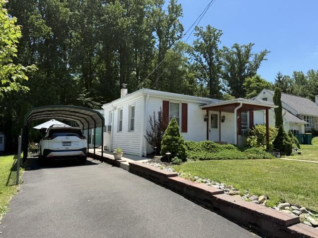 623 KNOLL AVENUE, PENNDEL, PA 19047
