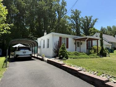 623 KNOLL AVENUE, PENNDEL, PA 19047