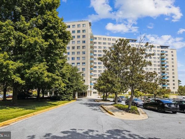 10201 GROSVENOR PLACE , Unit 1009, ROCKVILLE, MD 20852