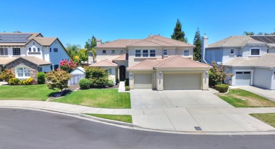 565 Bodeson Ct, Ripon, CA 95366 Photo