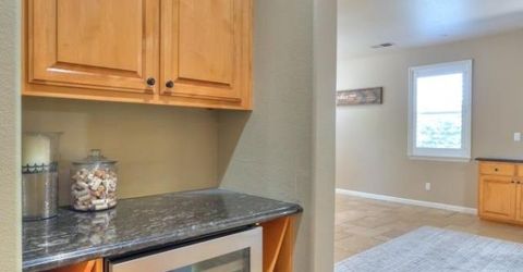 565 Bodeson Ct, Ripon, CA 95366 Photo