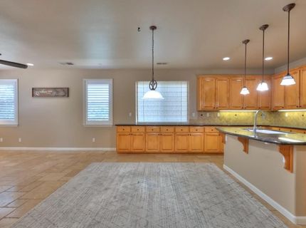 565 Bodeson Ct, Ripon, CA 95366 Photo