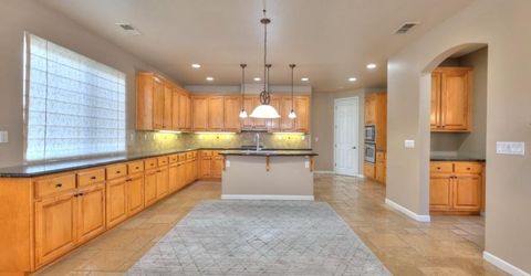 565 Bodeson Ct, Ripon, CA 95366 Photo