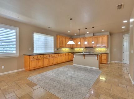 565 Bodeson Ct, Ripon, CA 95366 Photo