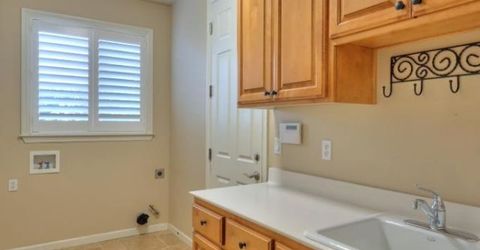 565 Bodeson Ct, Ripon, CA 95366 Photo