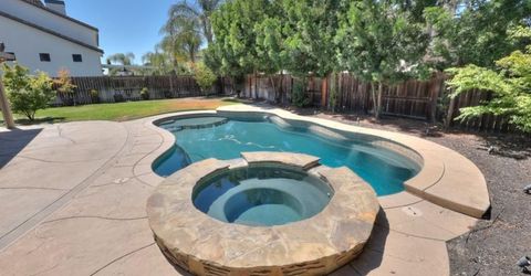 565 Bodeson Ct, Ripon, CA 95366 Photo