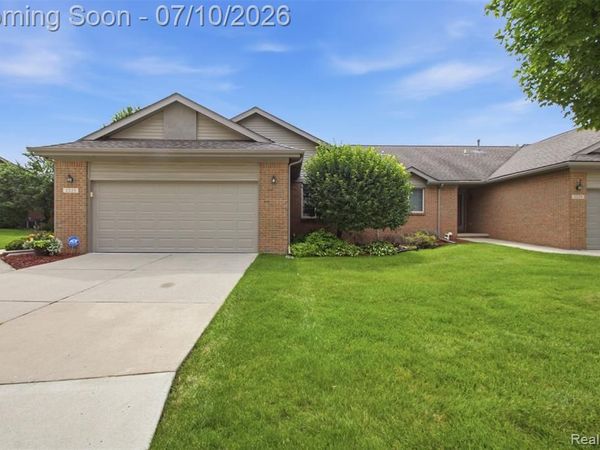 2223 Fairway Circle, CANTON, MI 48188