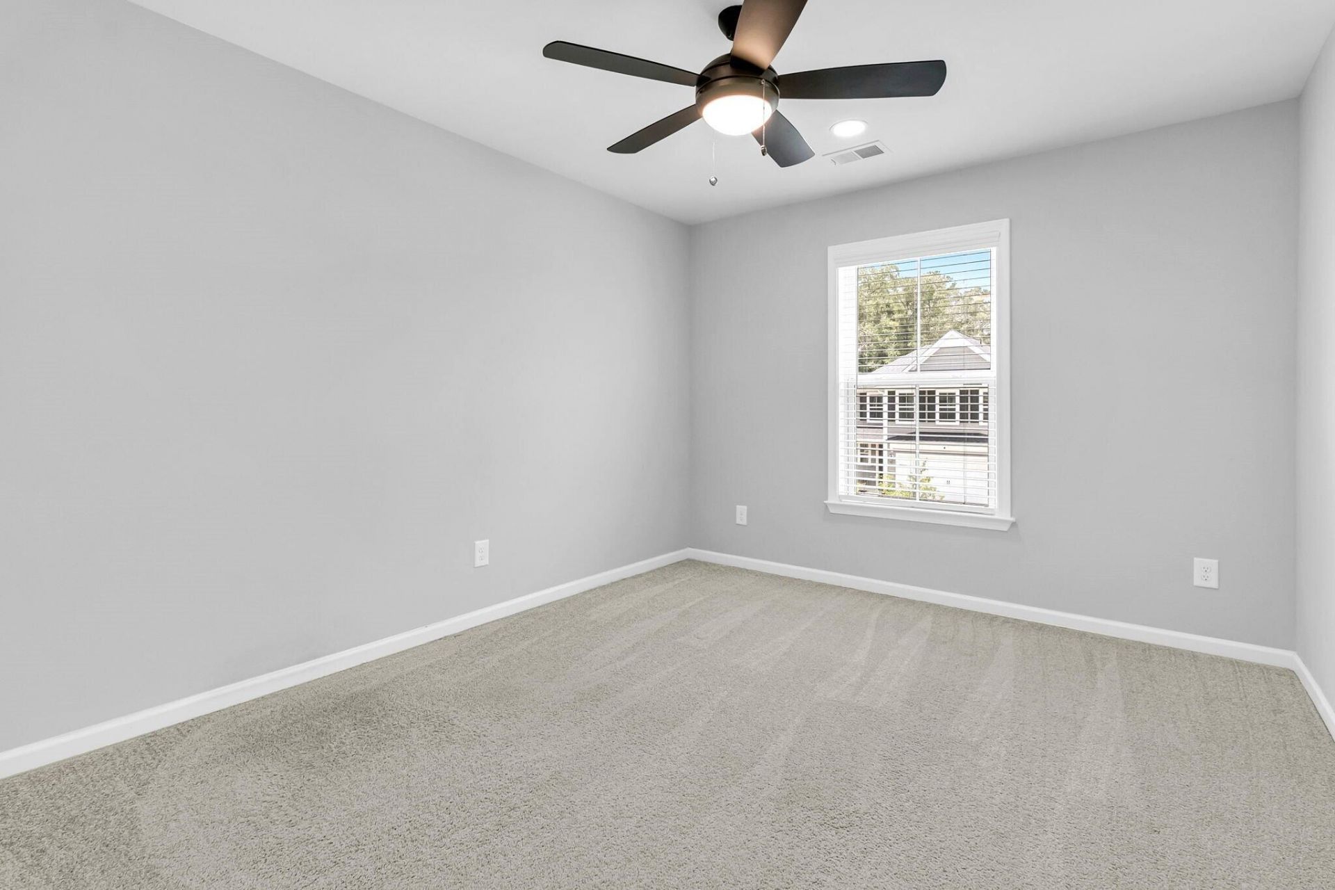 8614 Windsor Hill Boulevard Photo 37