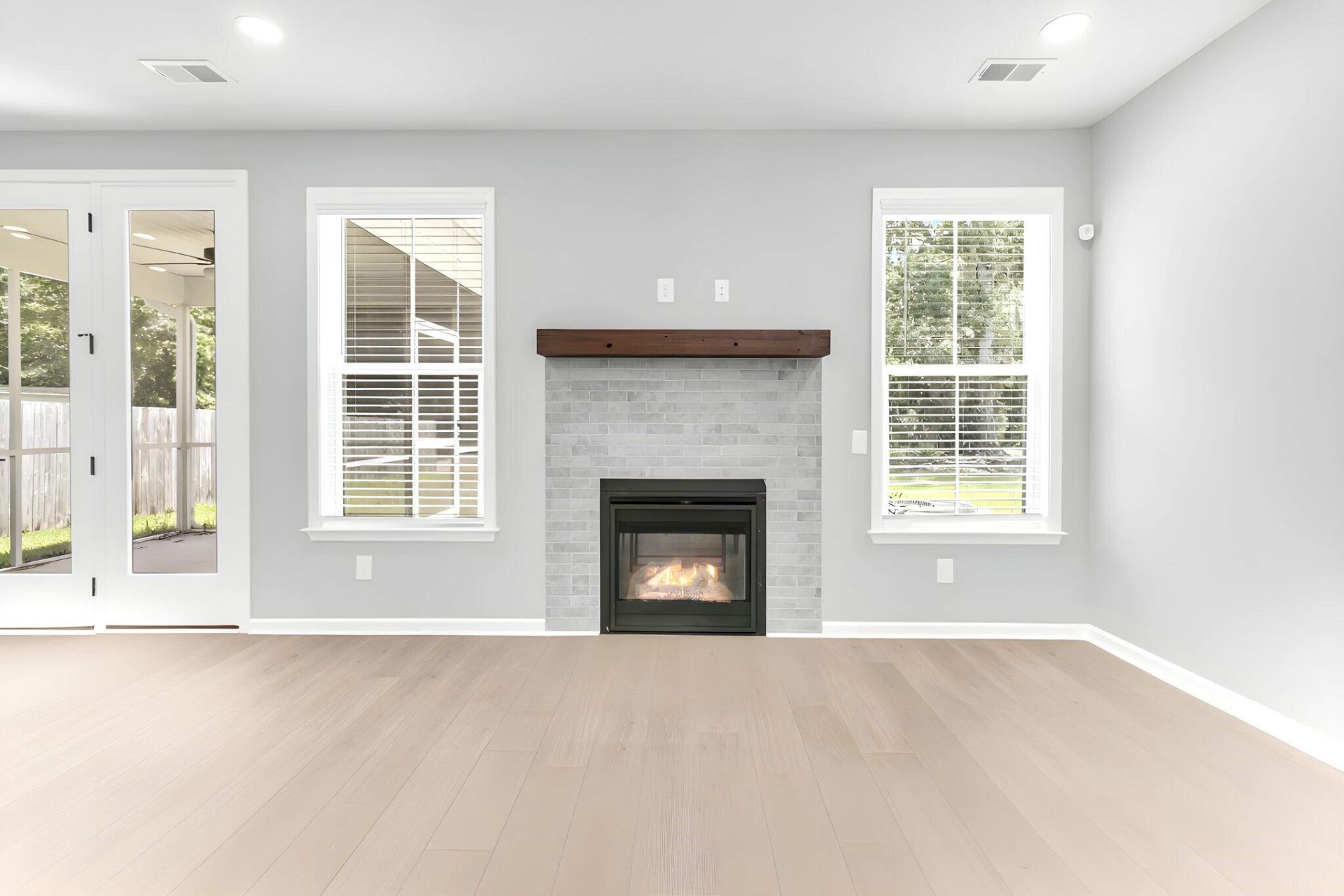 8614 Windsor Hill Boulevard Photo 4