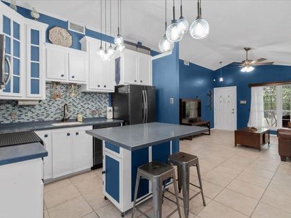 1015 E Yager LN Austin, TX 78753