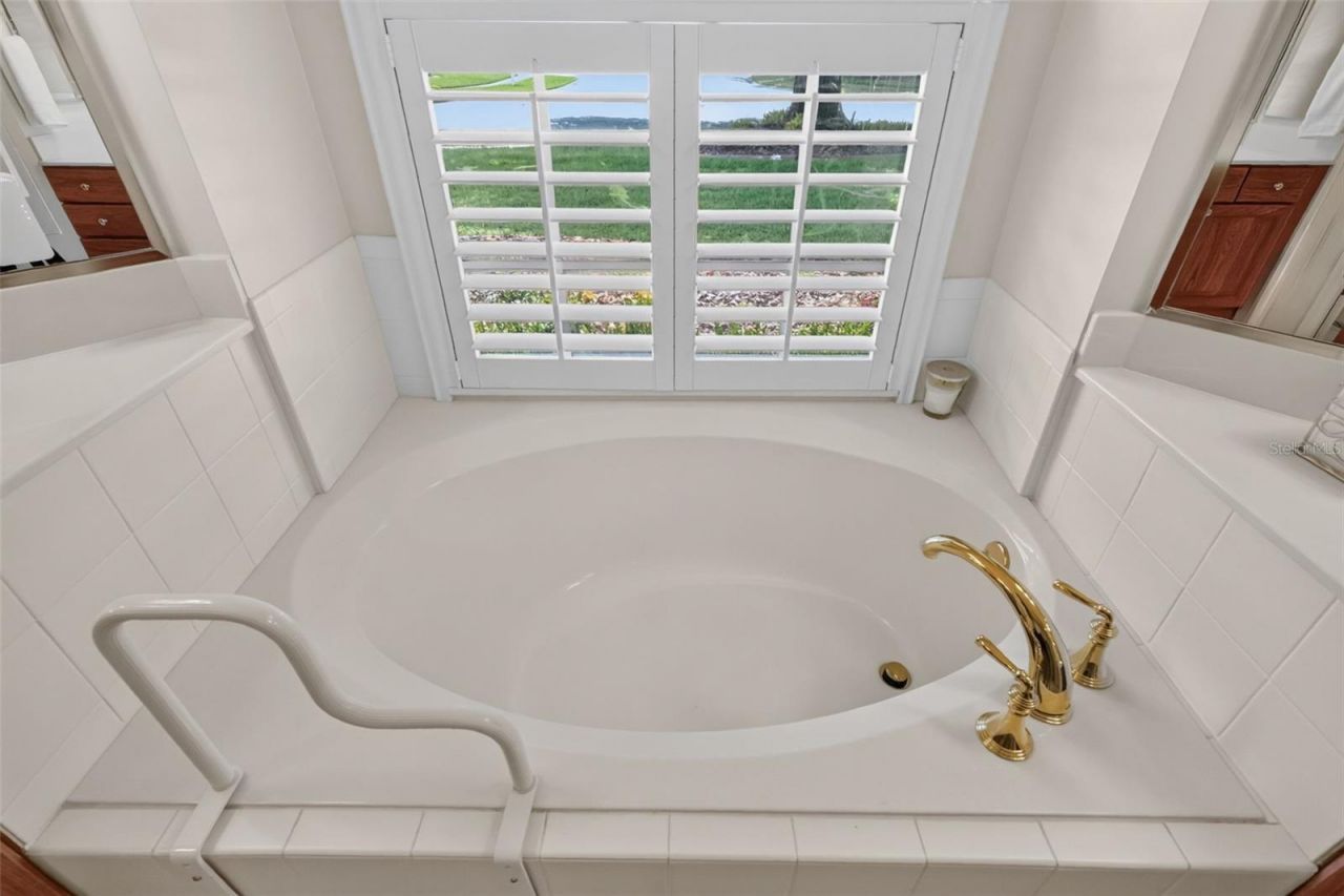 8059 Laurel Ridge Drive , Mount Dora, FL 32757 Photo