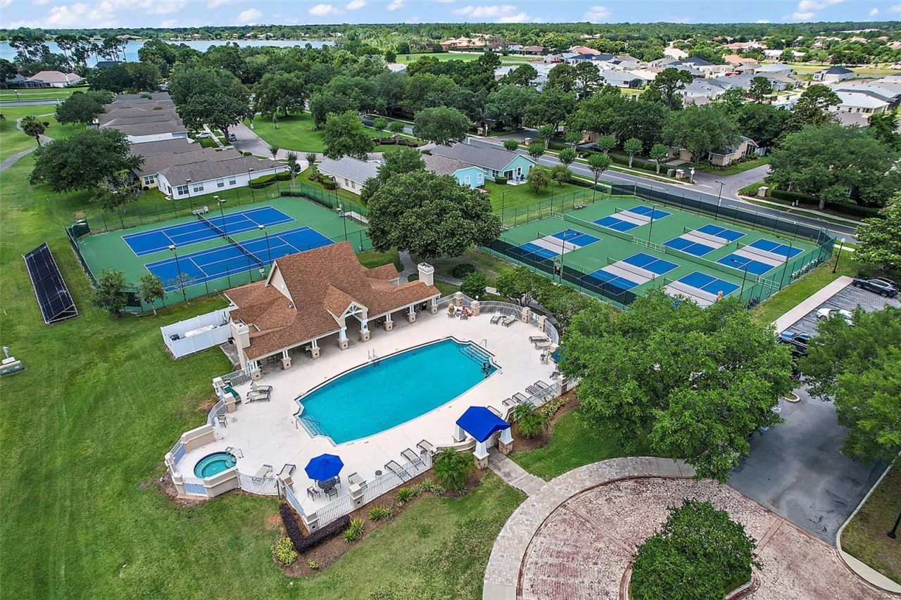 8059 Laurel Ridge Drive , Mount Dora, FL 32757 Photo