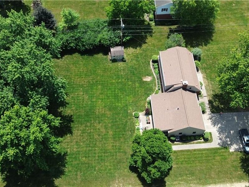 2221 Fiesta Drive, Troy, OH 45373 Photo 3
