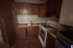 352 Bayview Cir photo 4
