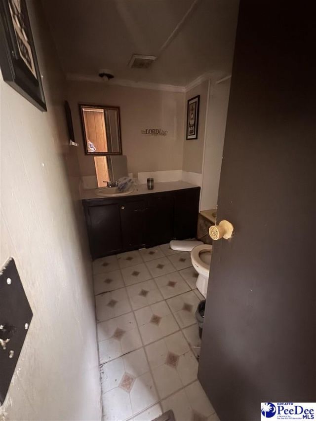 352 Bayview Cir Photo 8