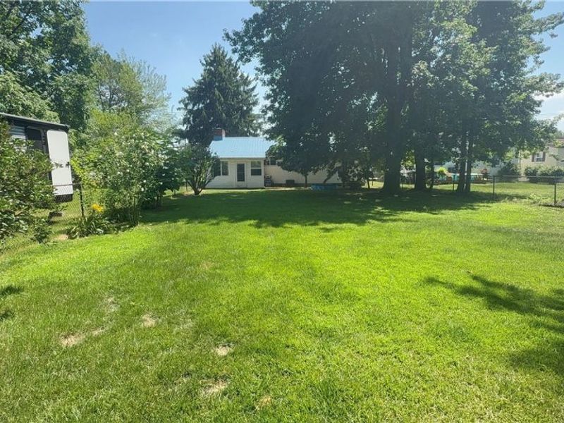 2110 Rockland Ave, Belpre, OH 45714 Photo 28