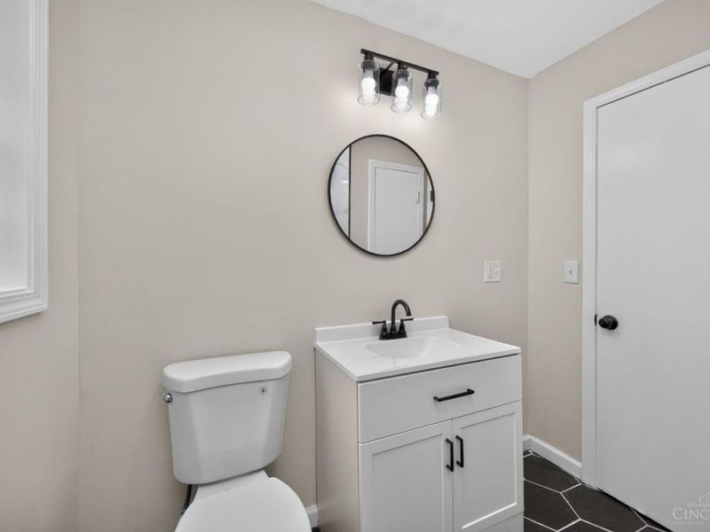 8957 Plainfield Road, Sycamore Township, OH 45236 Photo 20