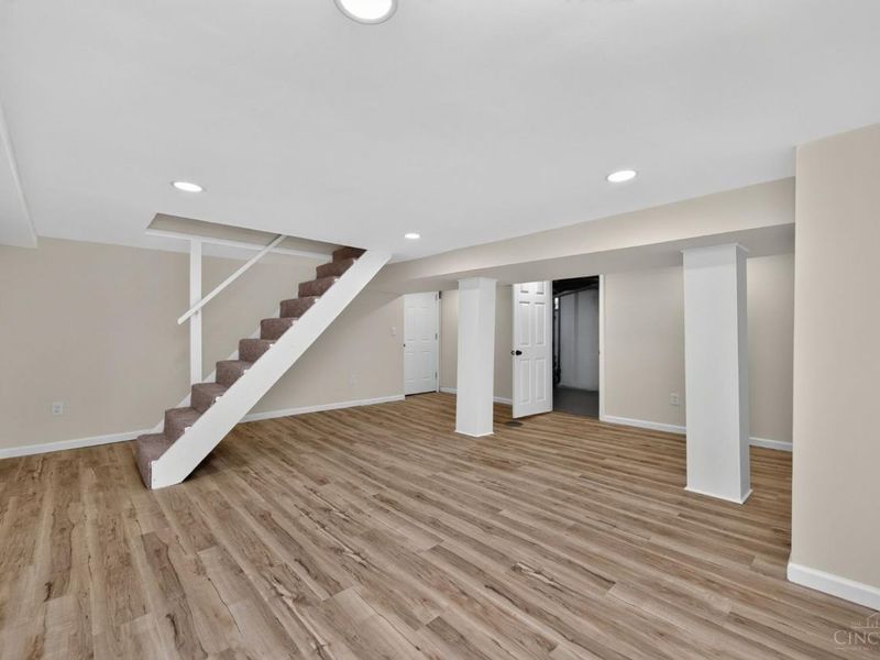 8957 Plainfield Road, Sycamore Township, OH 45236 Photo 32