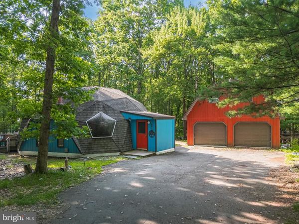 8615 E NOTTINGHAM DRIVE , KUNKLETOWN, PA 18058