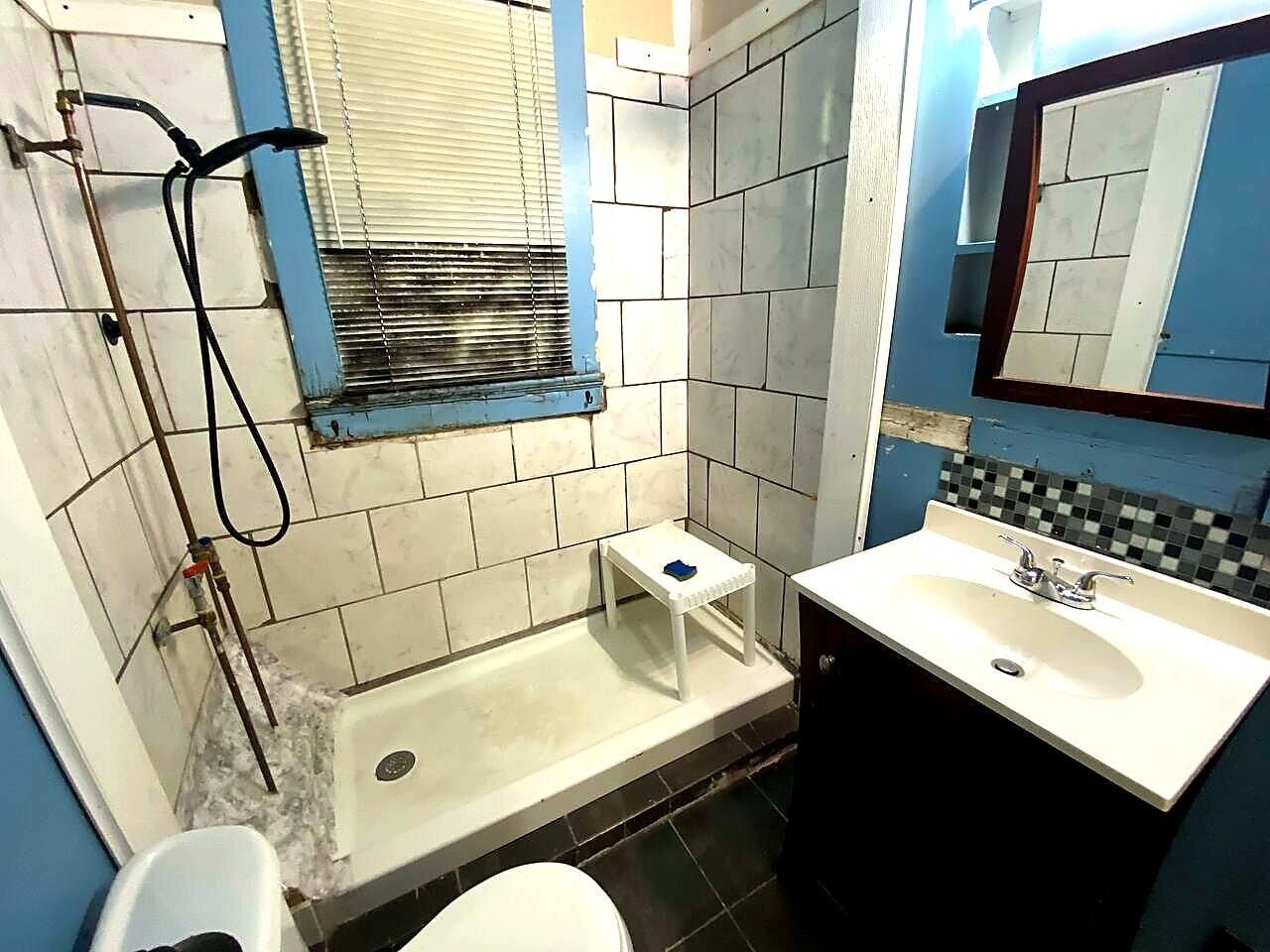 747 Holloway Avenue Photo 10