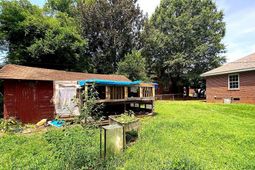 747 Holloway Avenue photo 4