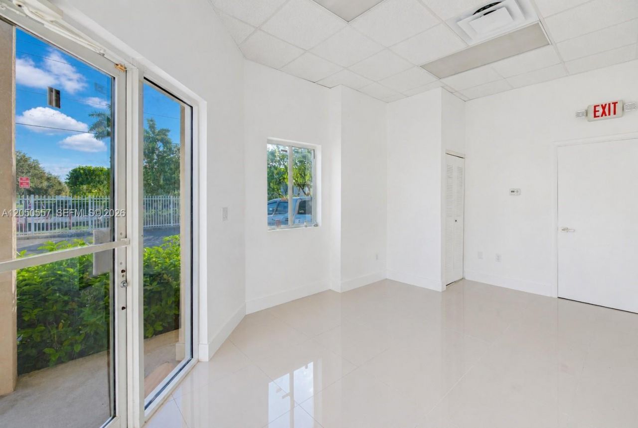 3300 NW 112th Ave , Unit 11, Doral, FL 33172 Photo