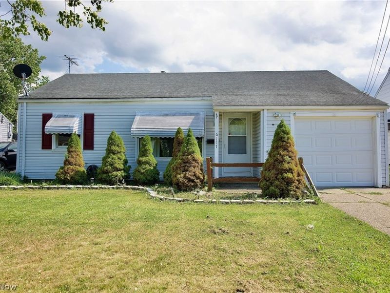 6117 Ira Avenue, Brooklyn, OH 44144 Photo 4