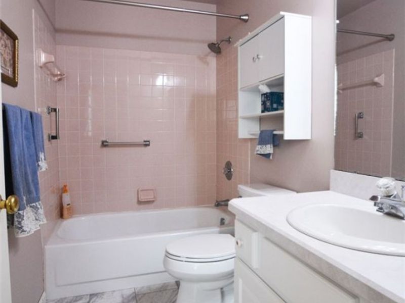 5999 Halle Farm Drive, Unit A, Willoughby, OH 44094 Photo 17