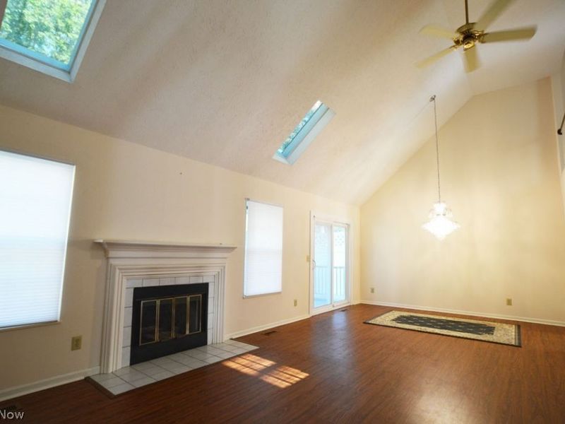 5999 Halle Farm Drive, Unit A, Willoughby, OH 44094 Photo 4