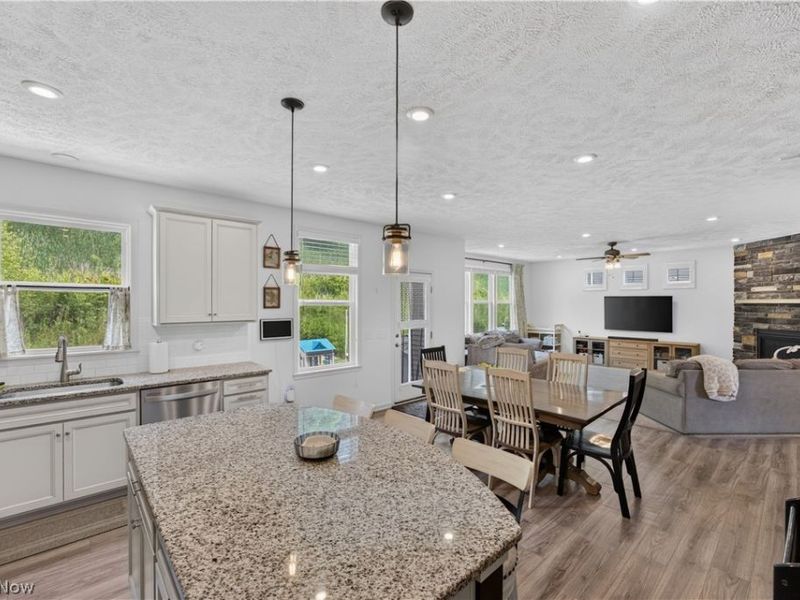 8643 Tahoe Drive, Macedonia, OH 44056 Photo 10