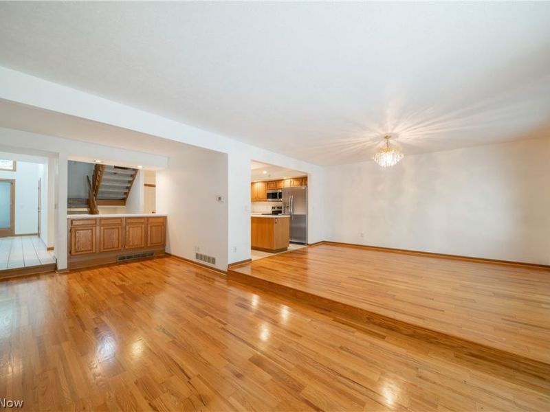 5751 Som Center Road, Solon, OH 44139 Photo 10