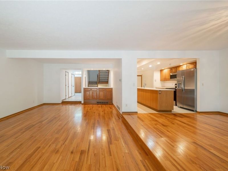 5751 Som Center Road, Solon, OH 44139 Photo 11