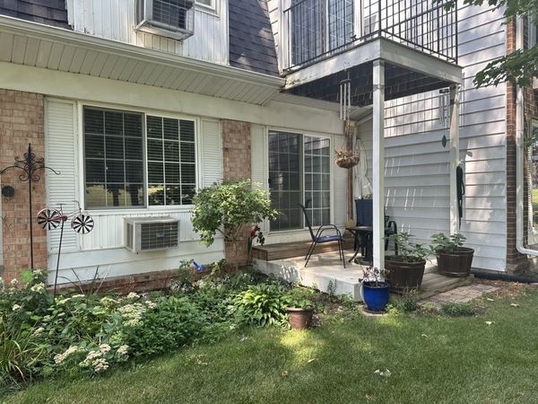 714 Kiwanis Drive , Unit 1, Freeport, IL 61032