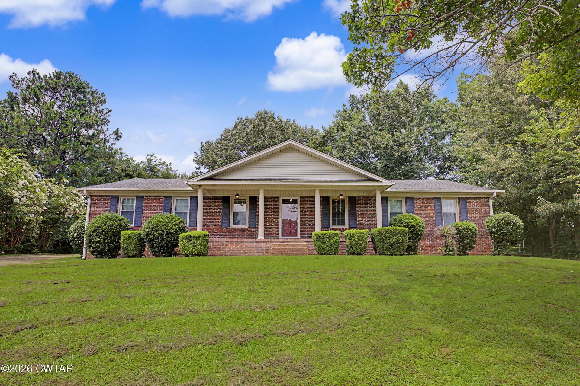 57 Deerfield Cove, Jackson, TN 38305 Main Photo