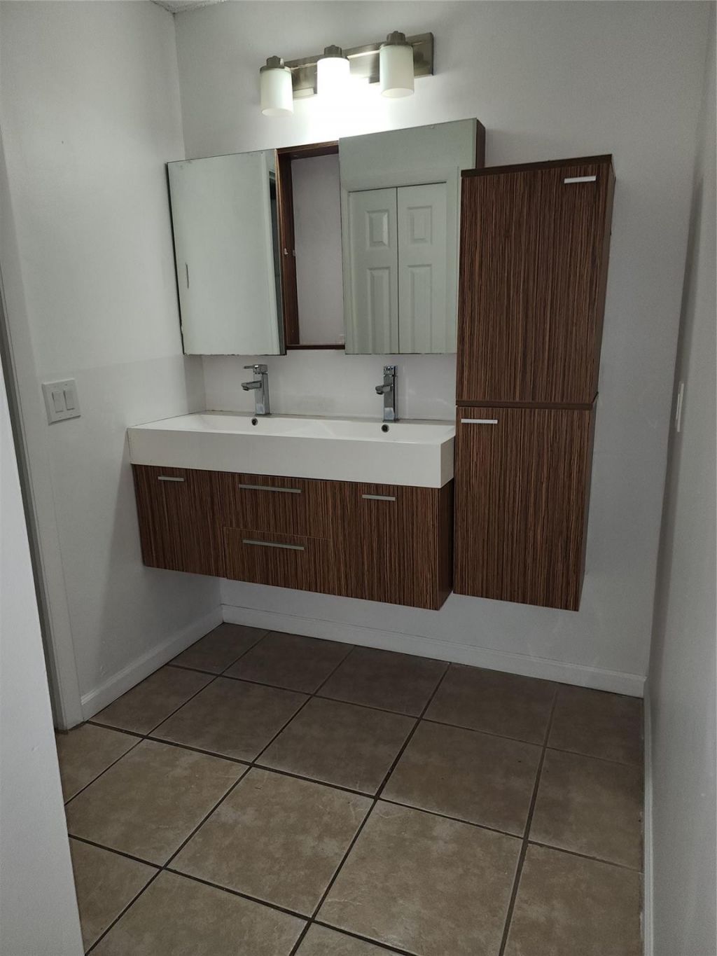 390 Racquet Club Road, Weston, FL 33326 Photo