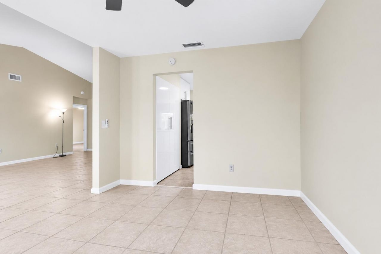 3930 NW 79th Way, Davie, FL 33024 Photo