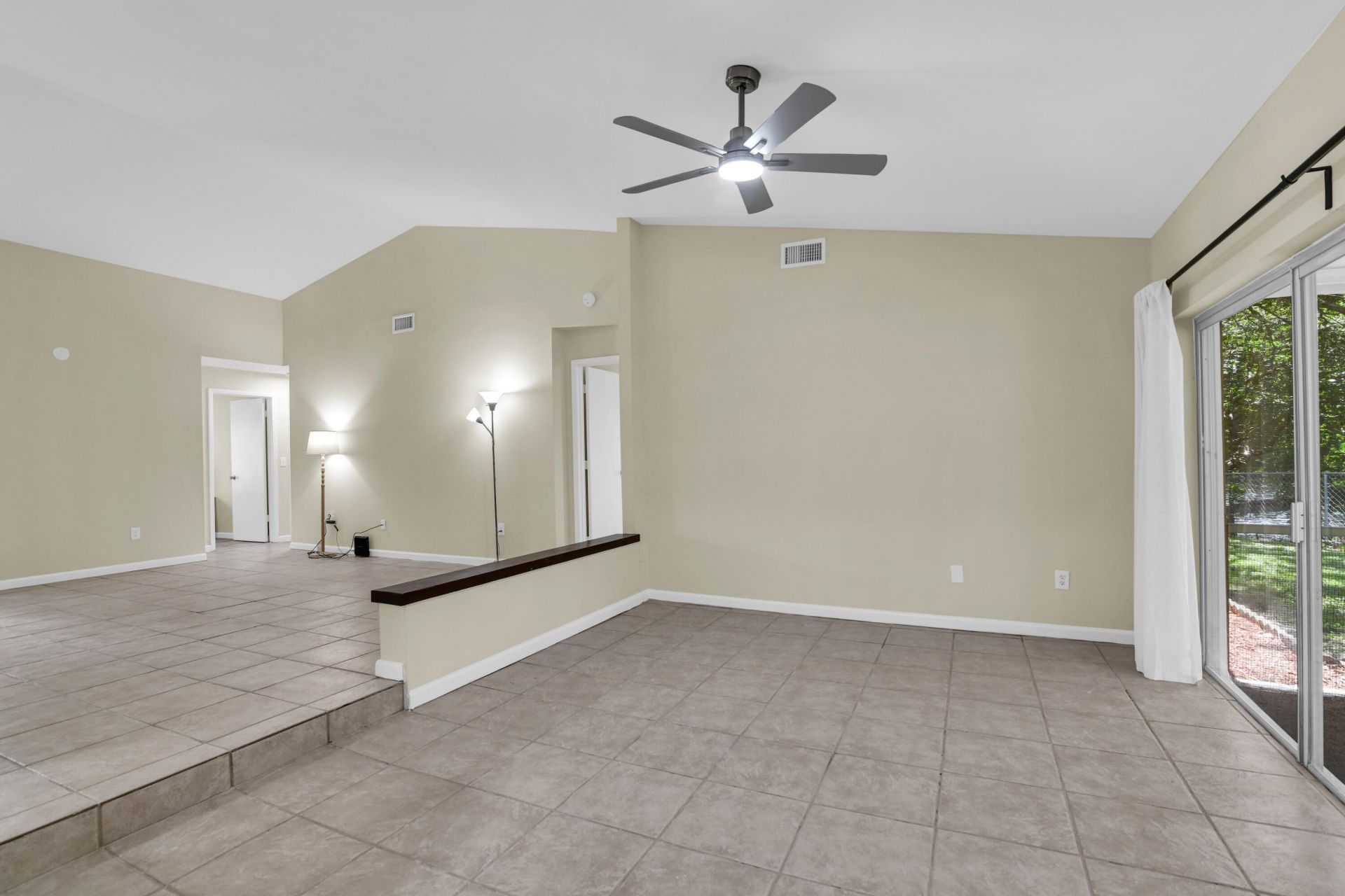 3930 NW 79th Way, Davie, FL 33024 Photo