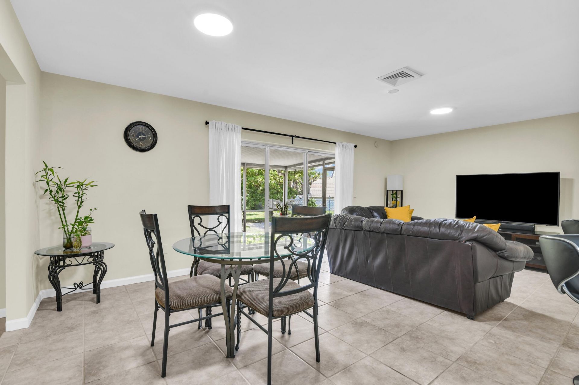 3930 NW 79th Way, Davie, FL 33024 Photo