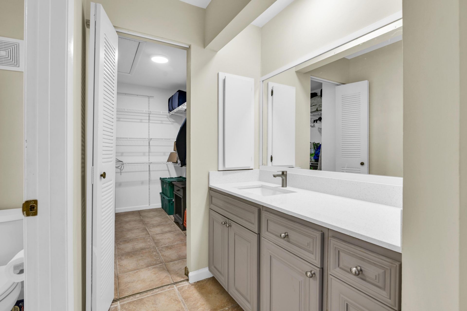 3930 NW 79th Way, Davie, FL 33024 Photo