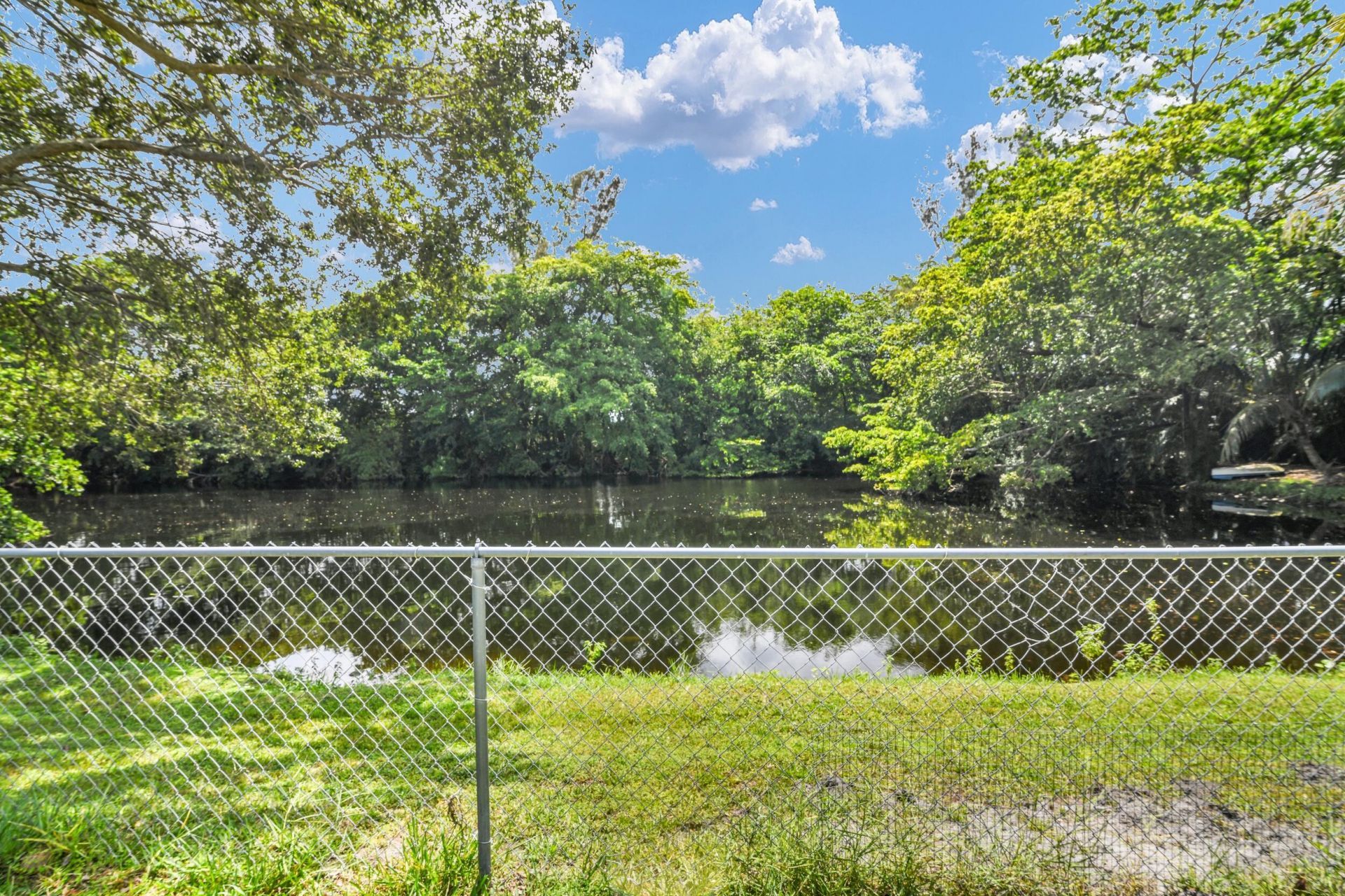 3930 NW 79th Way, Davie, FL 33024 Photo