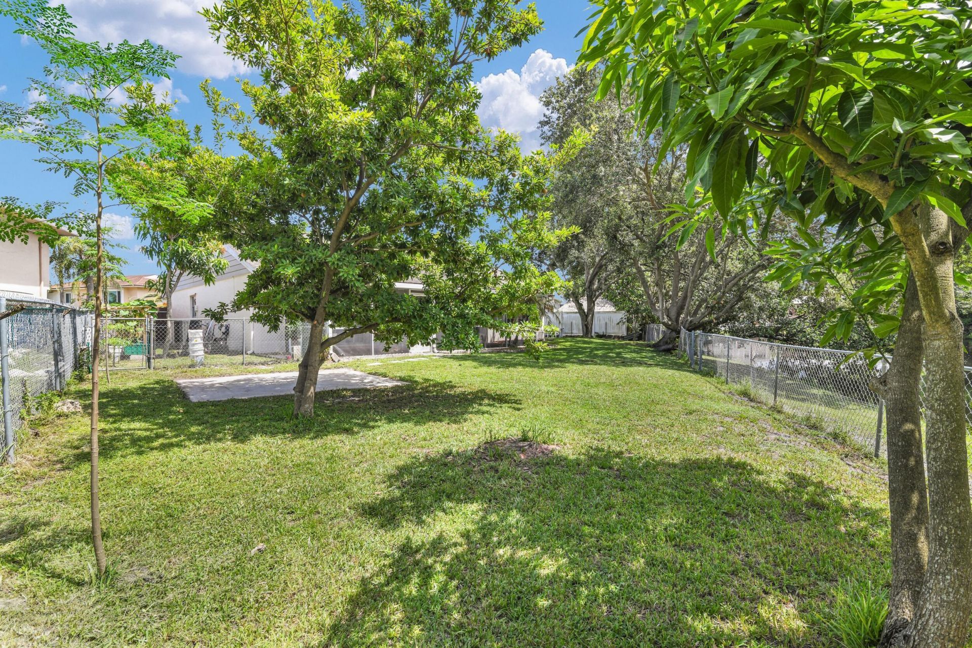 3930 NW 79th Way, Davie, FL 33024 Photo