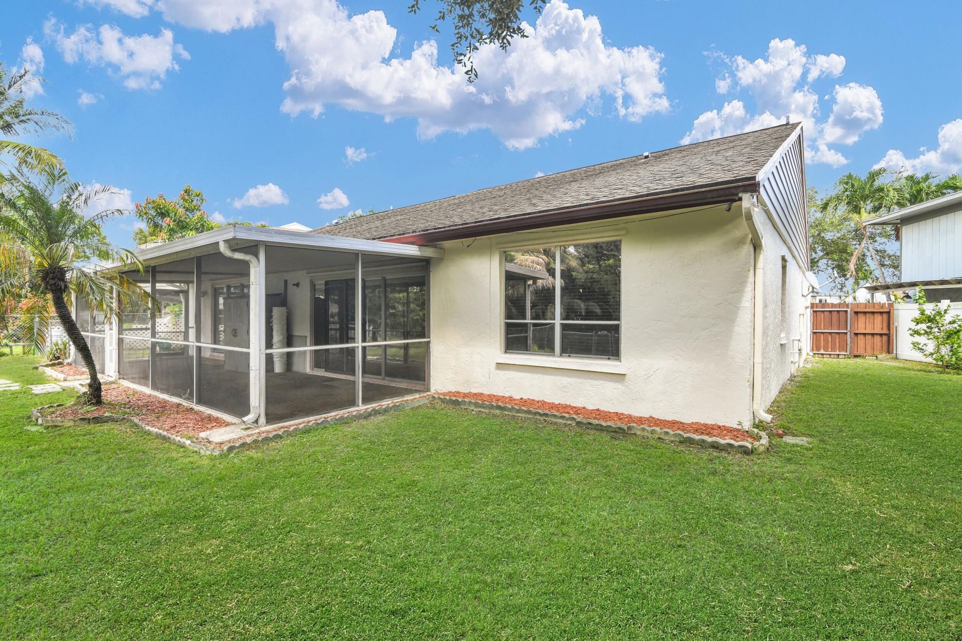 3930 NW 79th Way, Davie, FL 33024 Photo