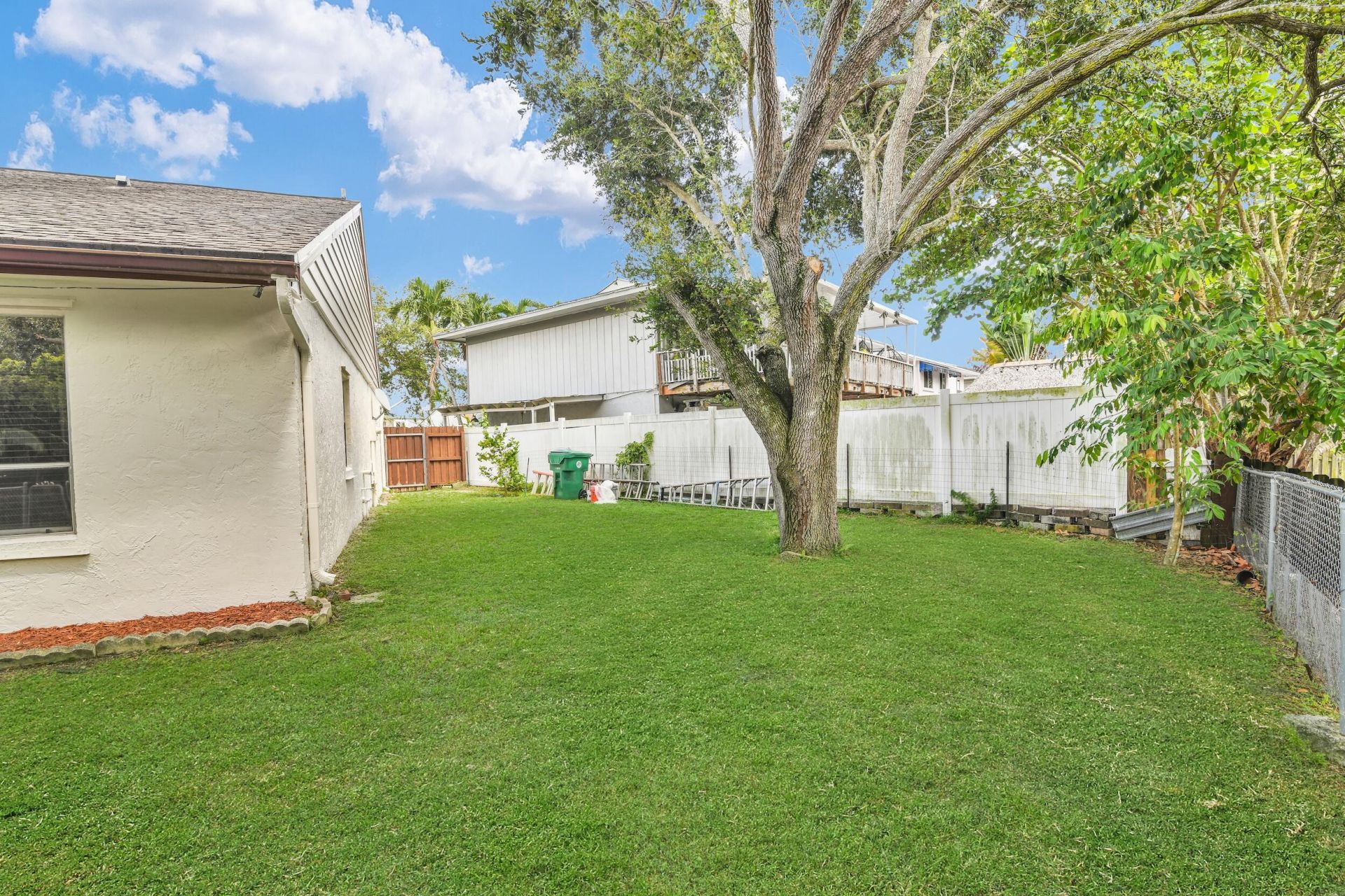 3930 NW 79th Way, Davie, FL 33024 Photo