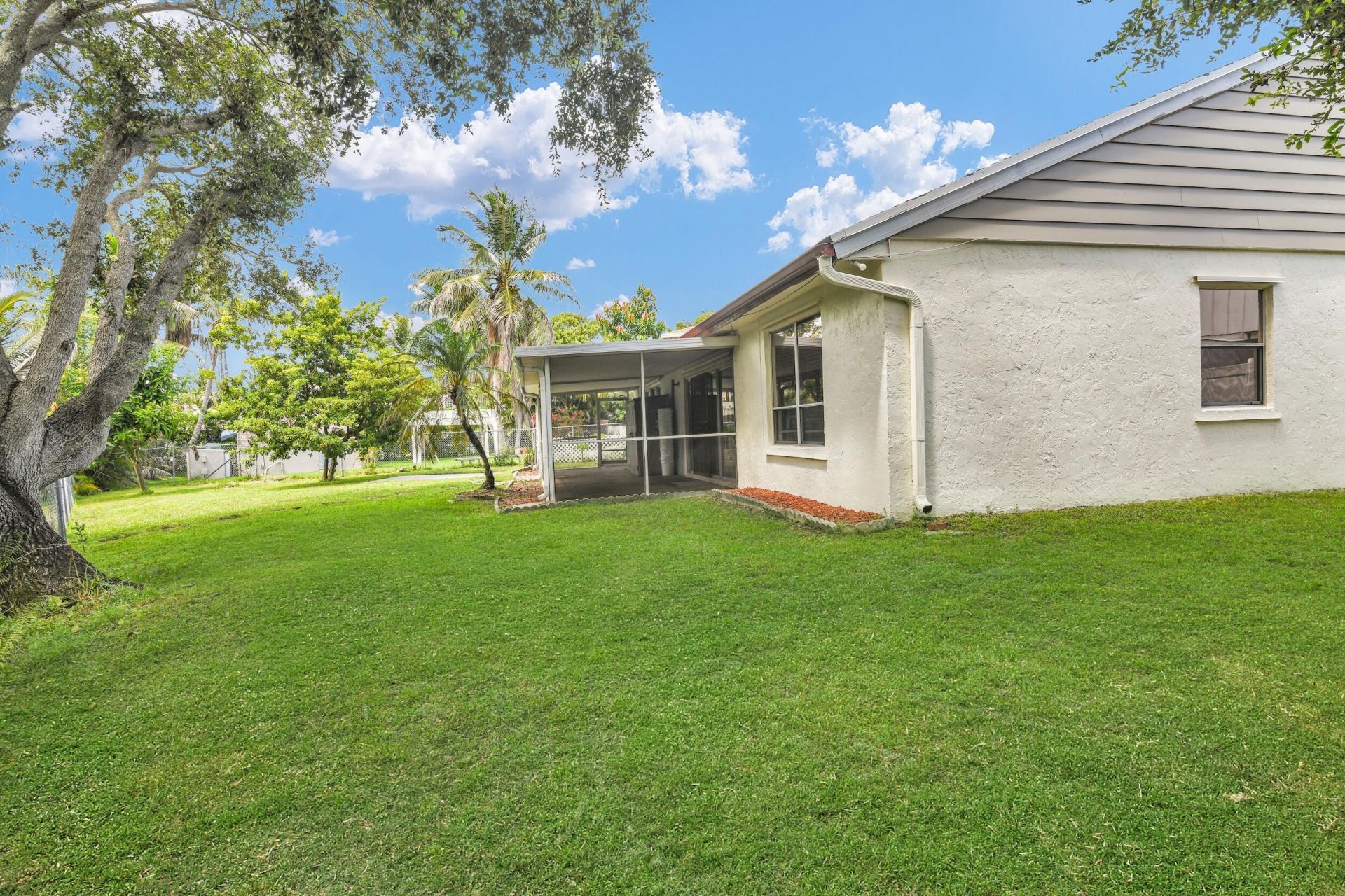 3930 NW 79th Way, Davie, FL 33024 Photo