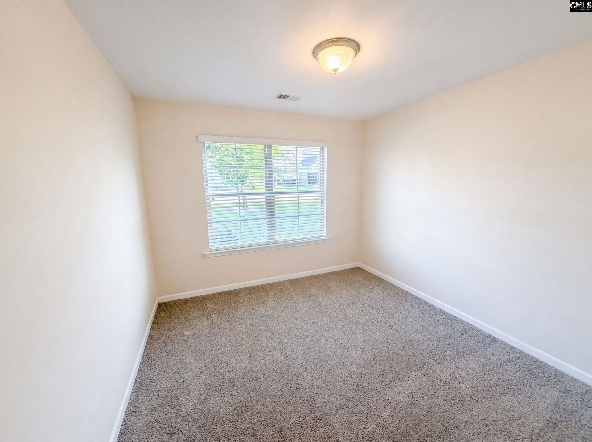 152 Castlefield Drive  Photo 12