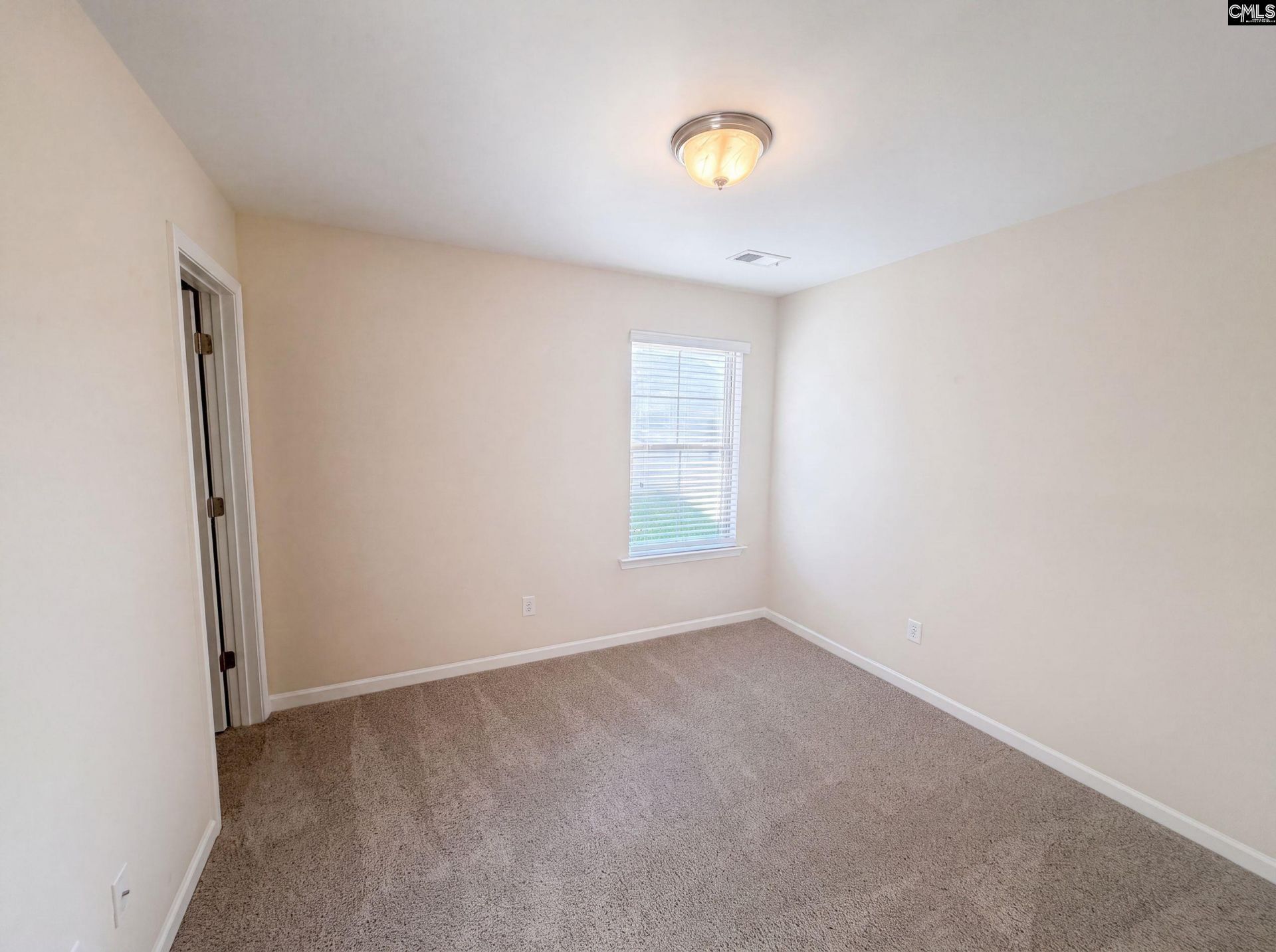 152 Castlefield Drive  Photo 14